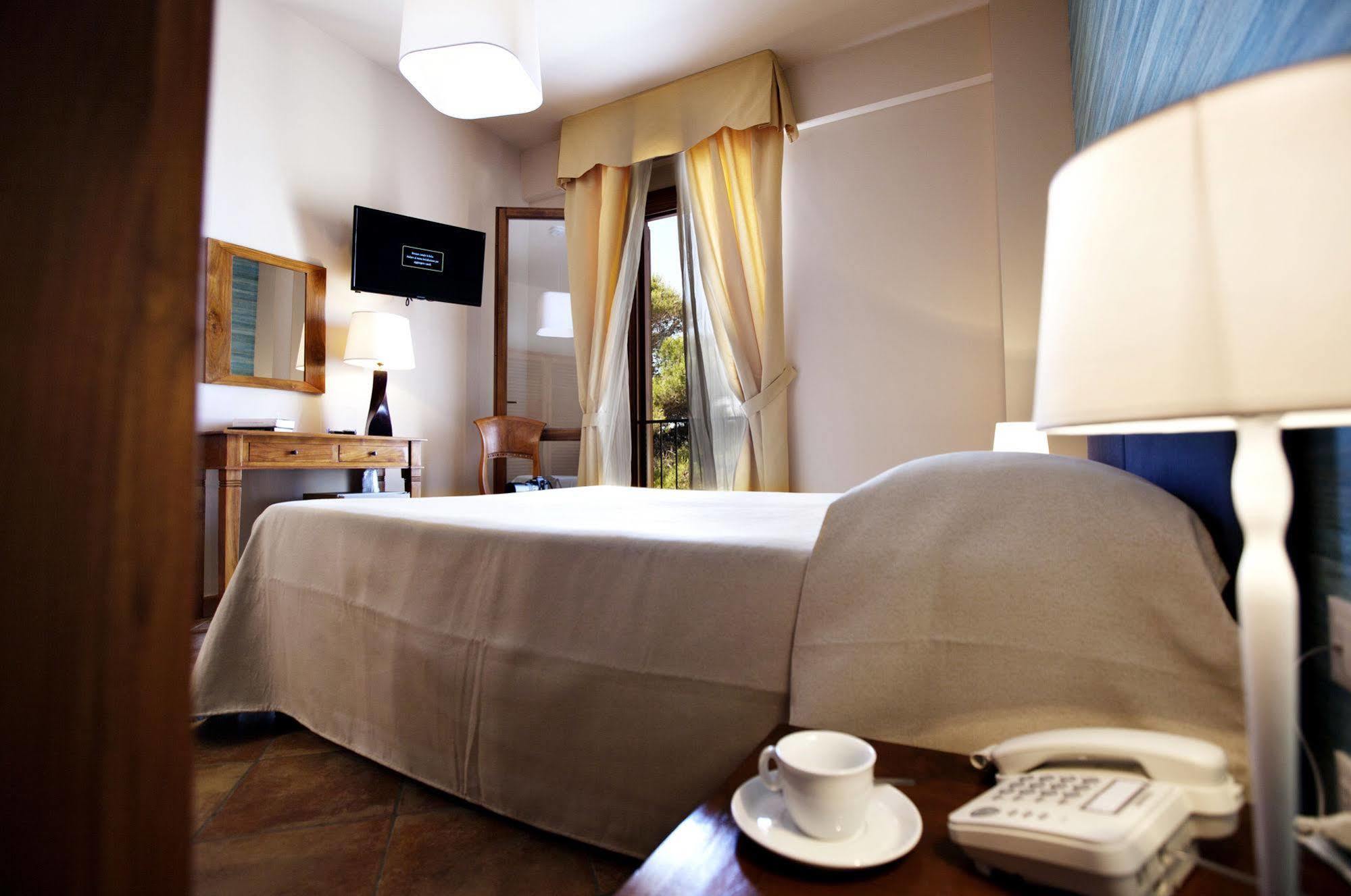 Favignana Hotel Concept Holiday Exteriör bild