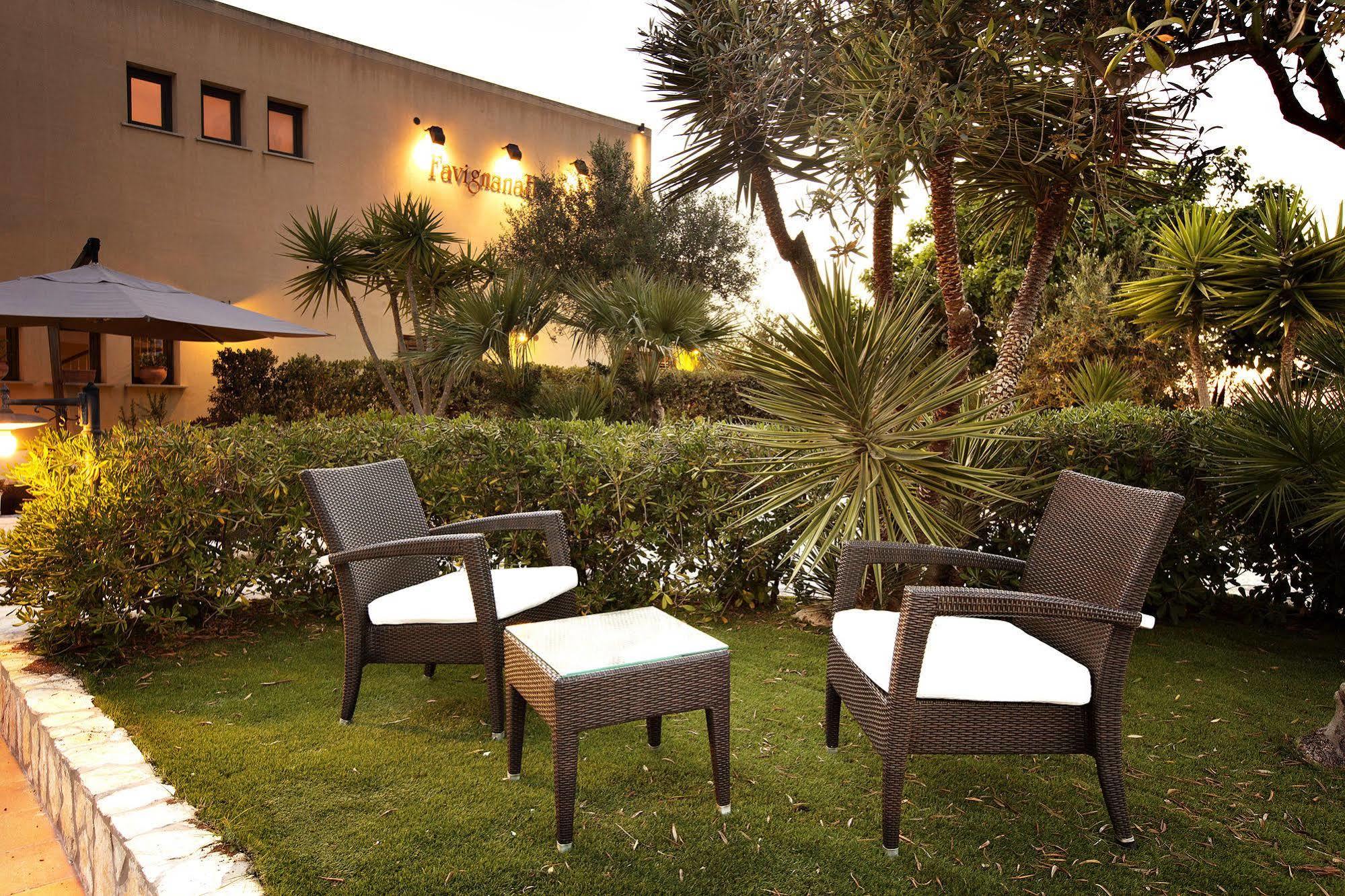 Favignana Hotel Concept Holiday Exteriör bild