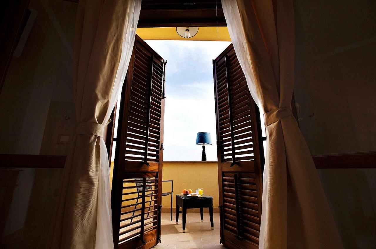 Favignana Hotel Concept Holiday Exteriör bild